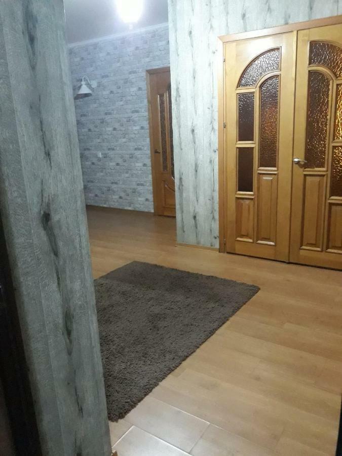 Large 2-Bedroom Apartament In The Center تشيسيناو المظهر الخارجي الصورة